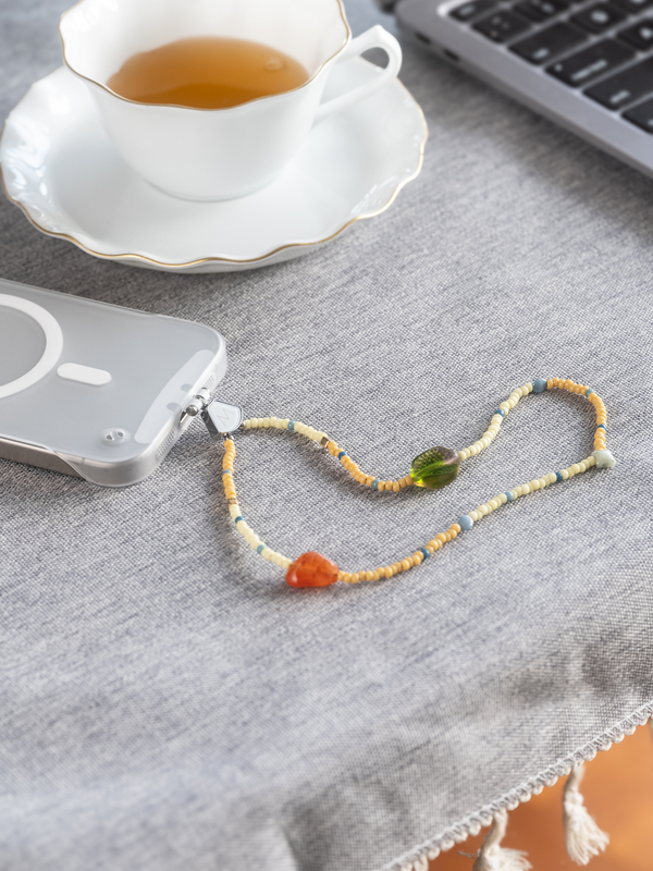 M.Beads Phone Bracelet - Daisy